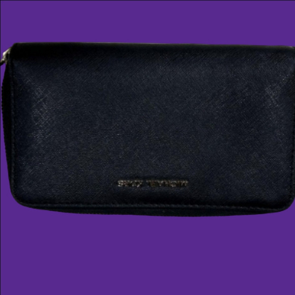 🐾Black Saffiano Leather Wristlet - Picture 1 of 8